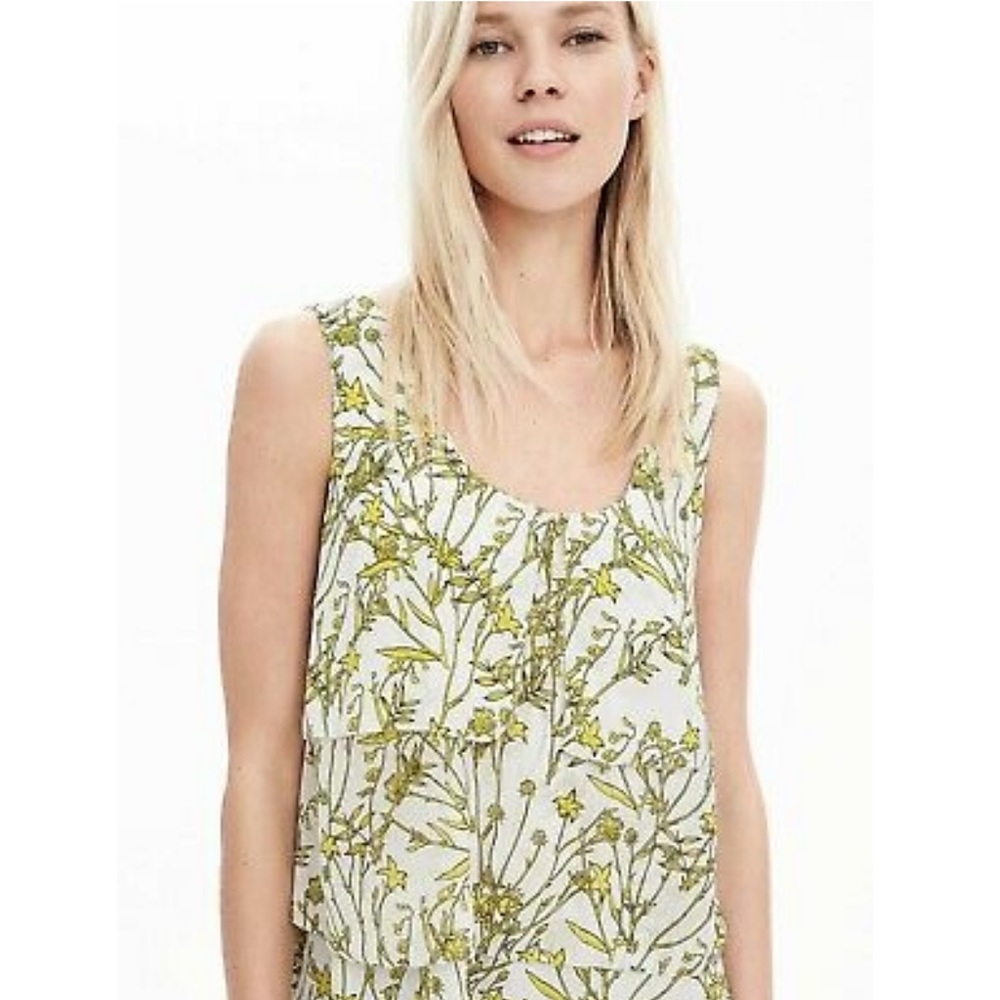 NWT Banana Republic floral tiered sleeveless top